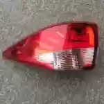 چراغ خطر عقب چپ روی گلگیر دایون (Y5 , Y7)
